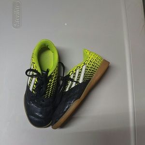 Boys Adidas indoor soccer shoes black green 2