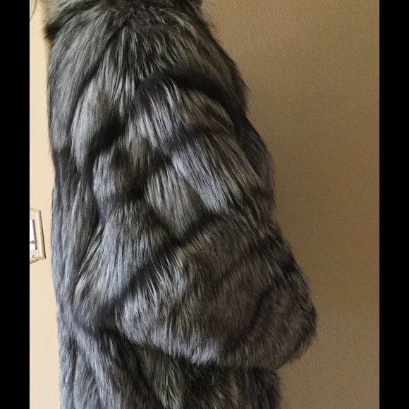Silver Fox Fur Jacket Excellent Condition - Picture 5 of 6