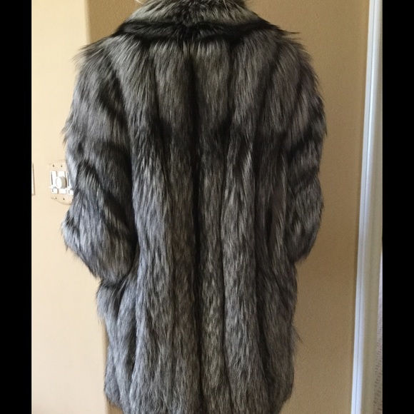 Silver Fox Fur Jacket Excellent Condition - Picture 6 of 6