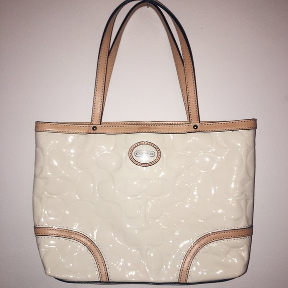 ❕Cream Coach Purse❕
