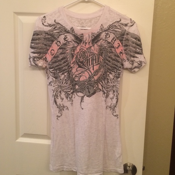 Sinful tee sz Large
