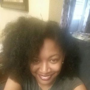 Meet your Posher, Tasha