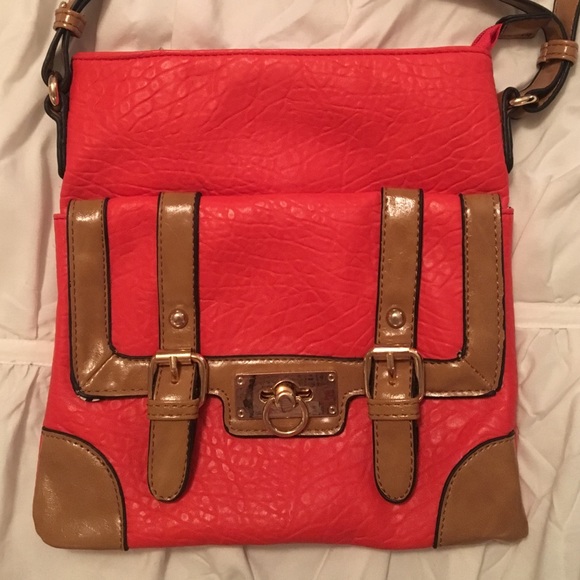 Charming Charlie pink purse! - Picture 2 of 4