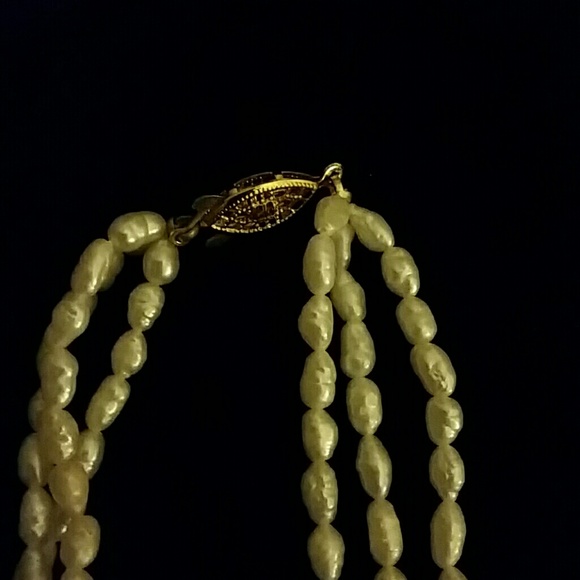 Jewelry - *Three-strand pearl necklace* Jewelry - *Three-strand pearl necklace*