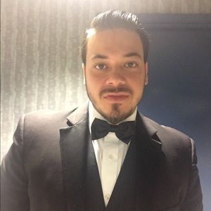 Meet your Posher, Naeem