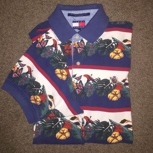 [ SOLD]Vintage Tommy Hilfiger polo.Floral pattern.