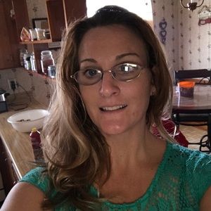 Meet your Posher, Bobbi