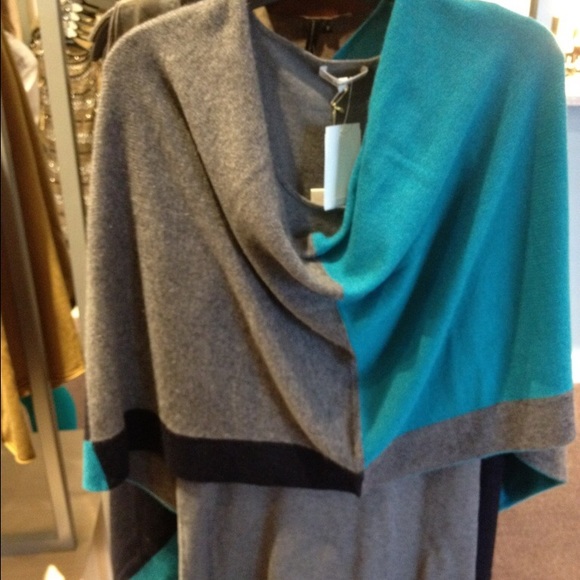 Minnie Rose Colorblock Cashmere Ruana - Picture 2 of 3