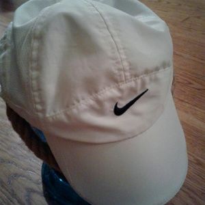 Nike woman's  hat