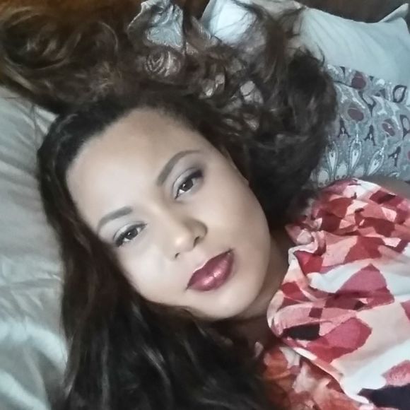 Meet your Posher, Camillia