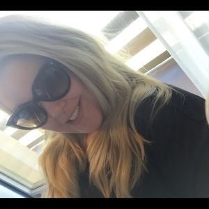 Meet your Posher, Christine