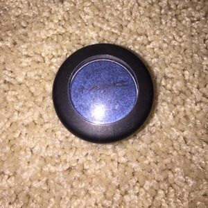 Mac Eye Shadow "Deep Truth".