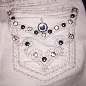 LA Idol studded jeans 💎