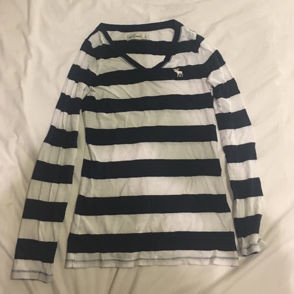 Abercrombie Kids medium long sleeve shirt