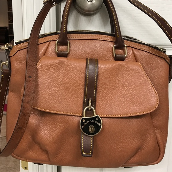 D&B handbag with long strap