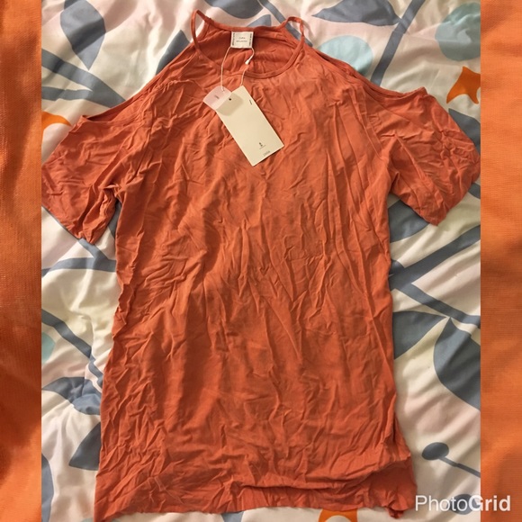 NWT Zara Shoulder Cut Out Top