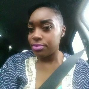 Meet your Posher, Thedrika