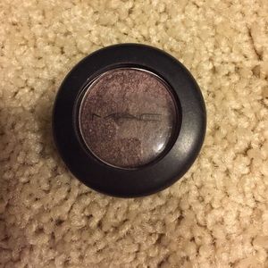 Mac eye shadow Satin Taupe Frost