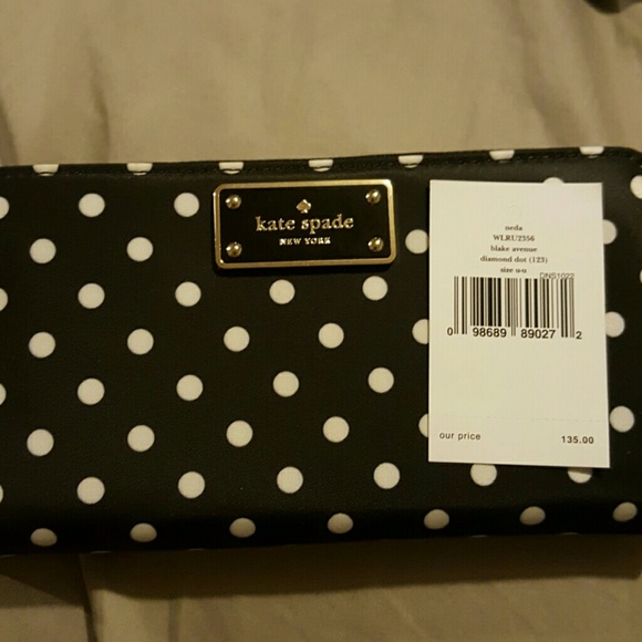 Kate spade "Neda " blake avenue wallet  NEW