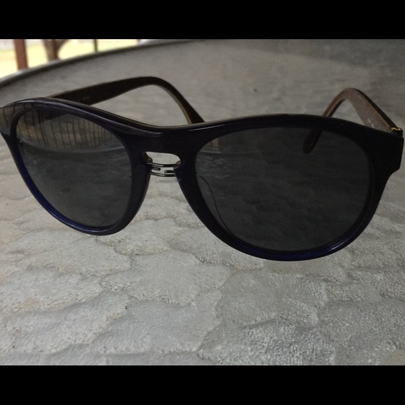Authentic FENDI Sunglasses. NICE!  Great Buy!