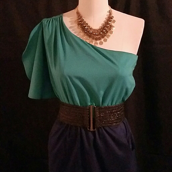 Two toned dress - Picture 2 of 2