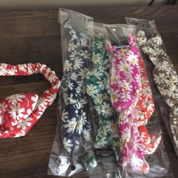 10/$20 SALE - Stretch Spring Headband with Ears - Picture 3 of 4