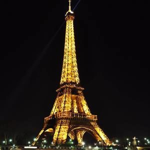 Meet your Posher, Yessenia