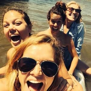 Meet your Posher, Suzanne