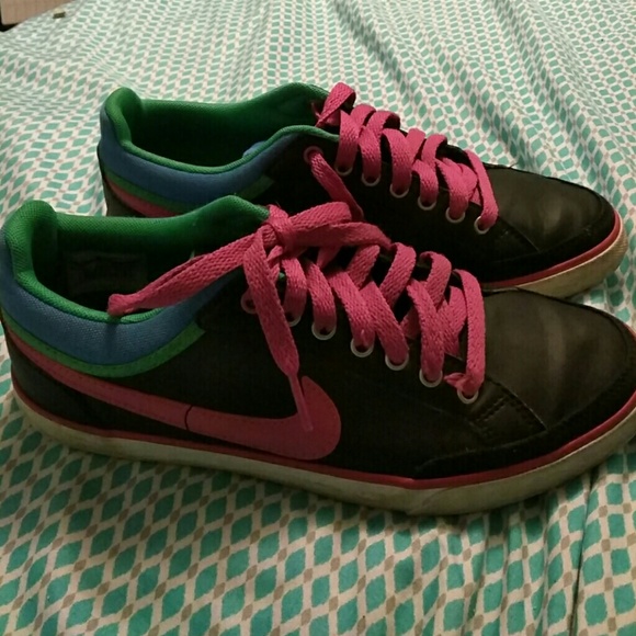Nike shoes