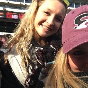 Meet your Posher, Camryn