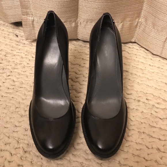 CALVIN KLEIN HEELS