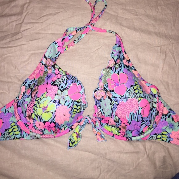 VS bikini top