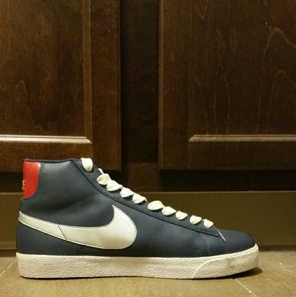 NWT Nike tennis shoes