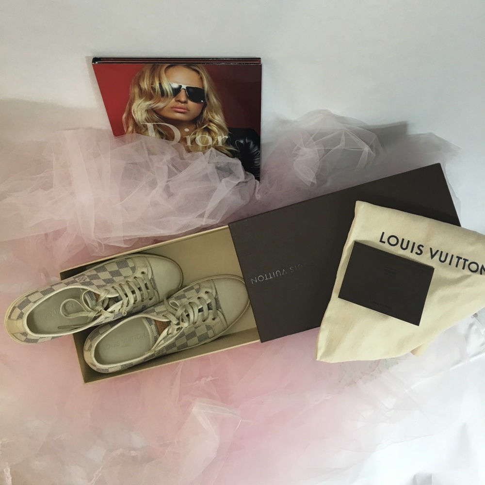 Louis Vuitton Authentic Paris,NWB - Picture 4 of 6