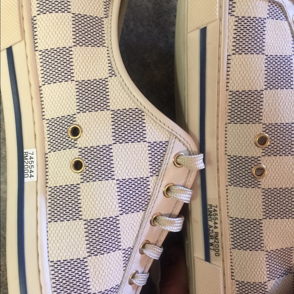 Louis Vuitton Authentic Paris,NWB - Picture 2 of 6