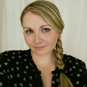 Meet your Posher, Alexandra