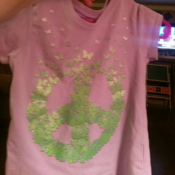 Lavender children's PLACE peace T shirt