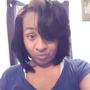 Meet your Posher, Deanna