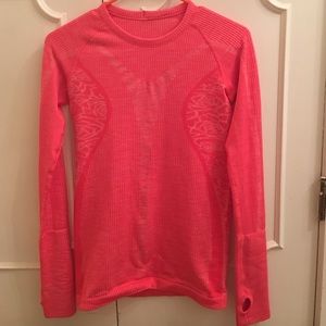 Lululemon Long Sleeve Swiftly