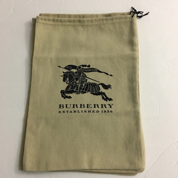 Burberry dust bags 14.50 x 10.25_2