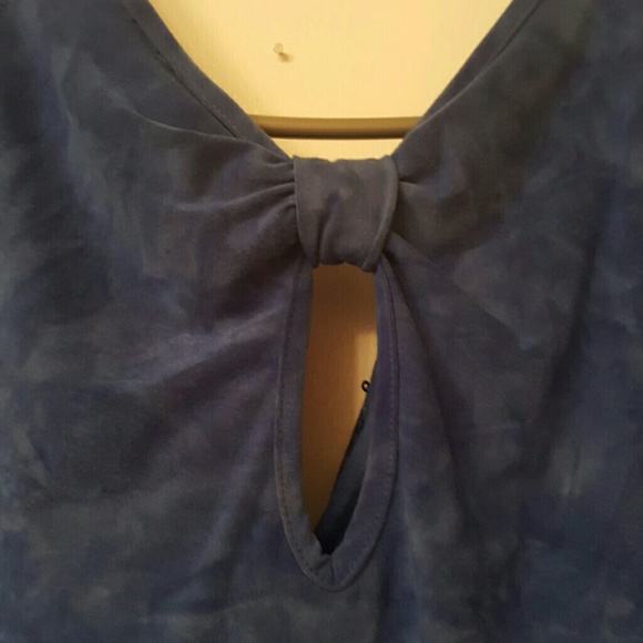 Top - Picture 3 of 3