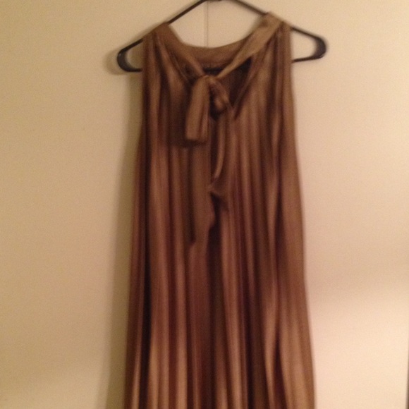 After 5 pleated dress - Picture 2 of 4