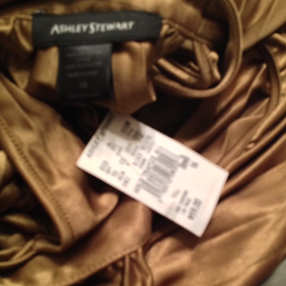 After 5 pleated dress - Picture 4 of 4