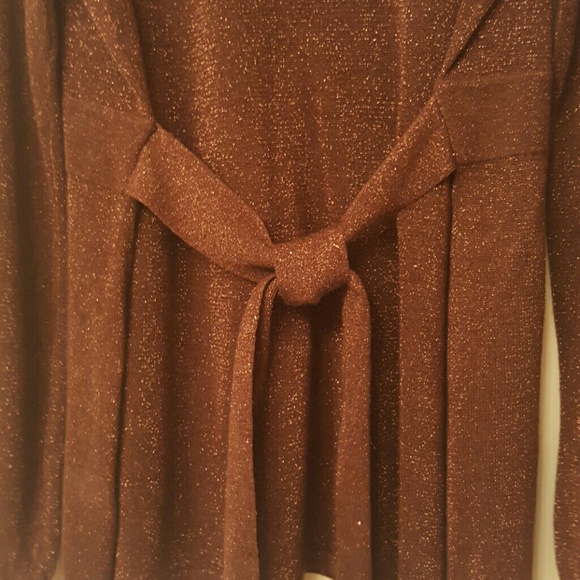 Top - Picture 3 of 3