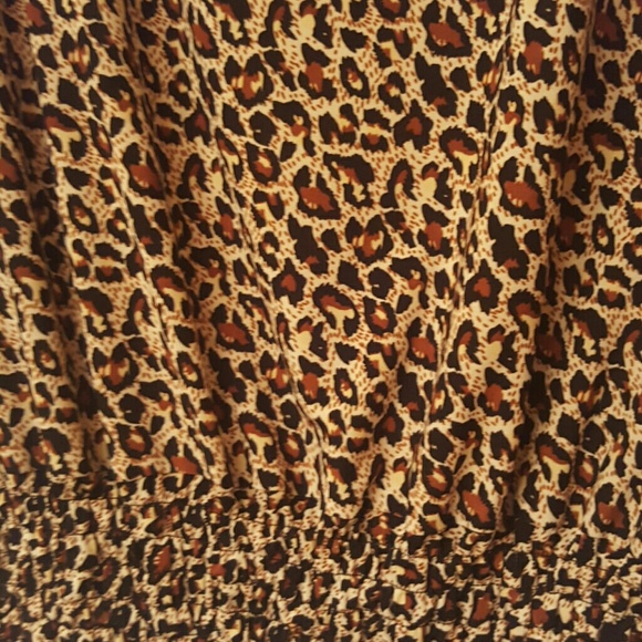 Top - Picture 2 of 2