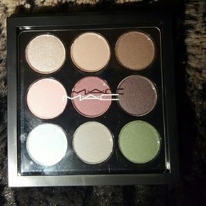 EYE SHADOW X 9: PASTEL TIMES NINE