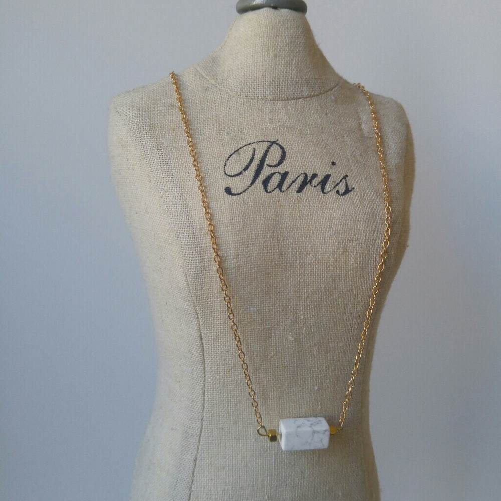 16K Raw Howlite Marble Boho Necklace