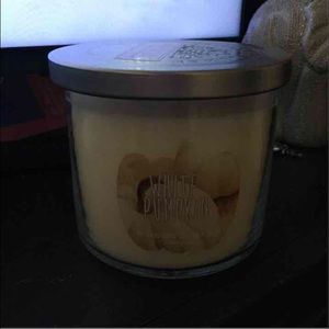 3 wick white pumpkin candle
