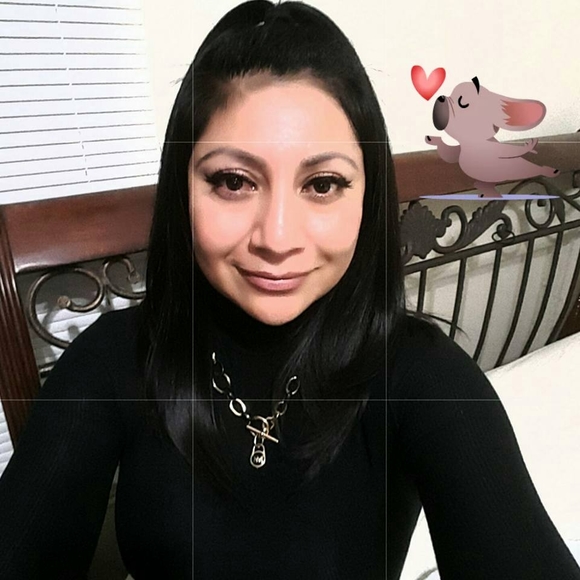 Meet your Posher, Karla