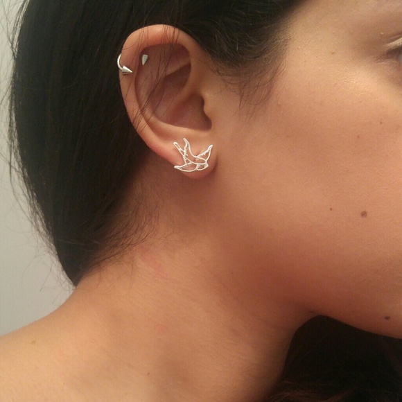 Silver Swallow Sparrow Bird Earrings - Picture 4 of 4